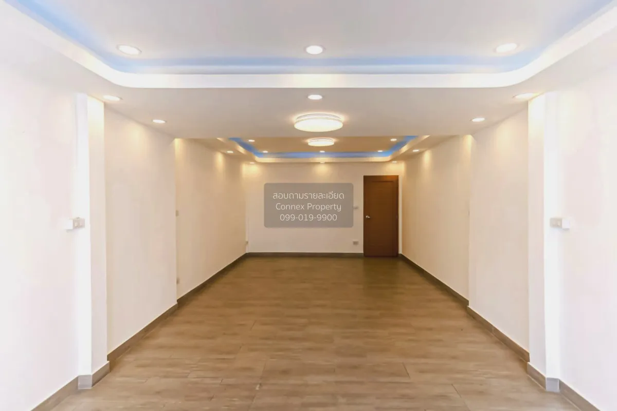 For Sale Townhouse Prasert Manukit 29 , newly renovated , Nawamin