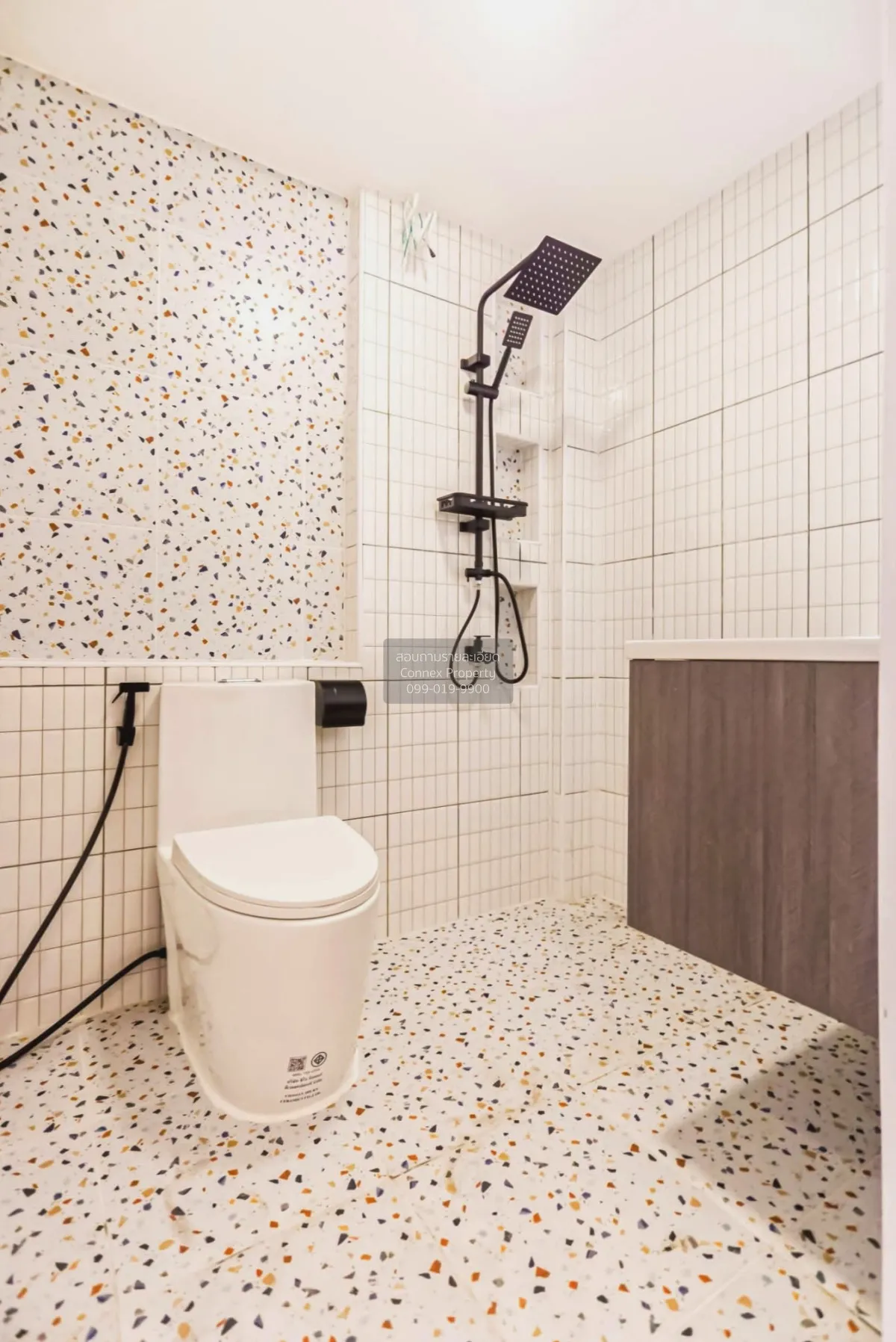 For Sale Townhouse Prasert Manukit 29 , newly renovated , Nawamin