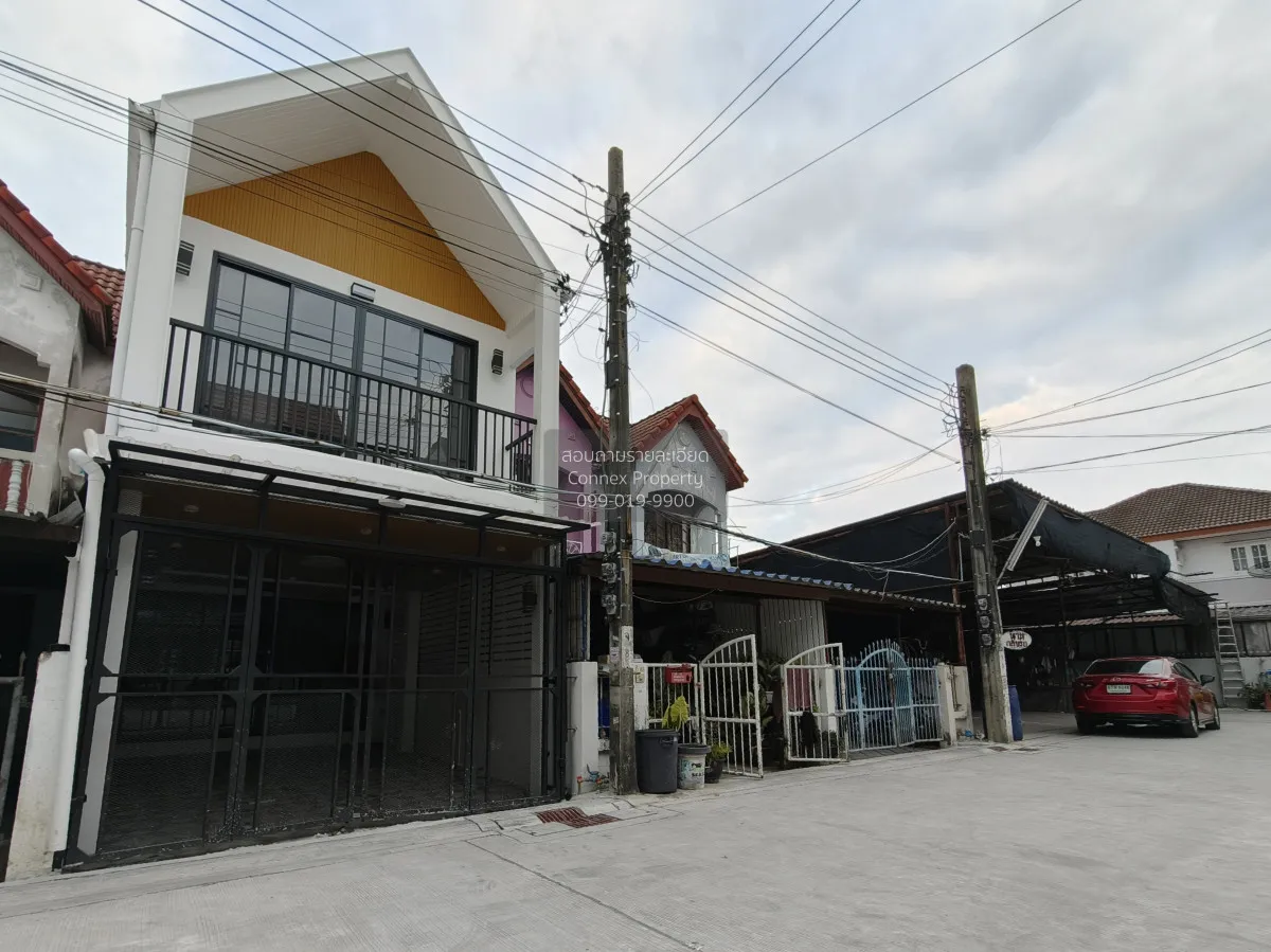 For Sale Townhouse Prasert Manukit 29 , newly renovated , Nawamin