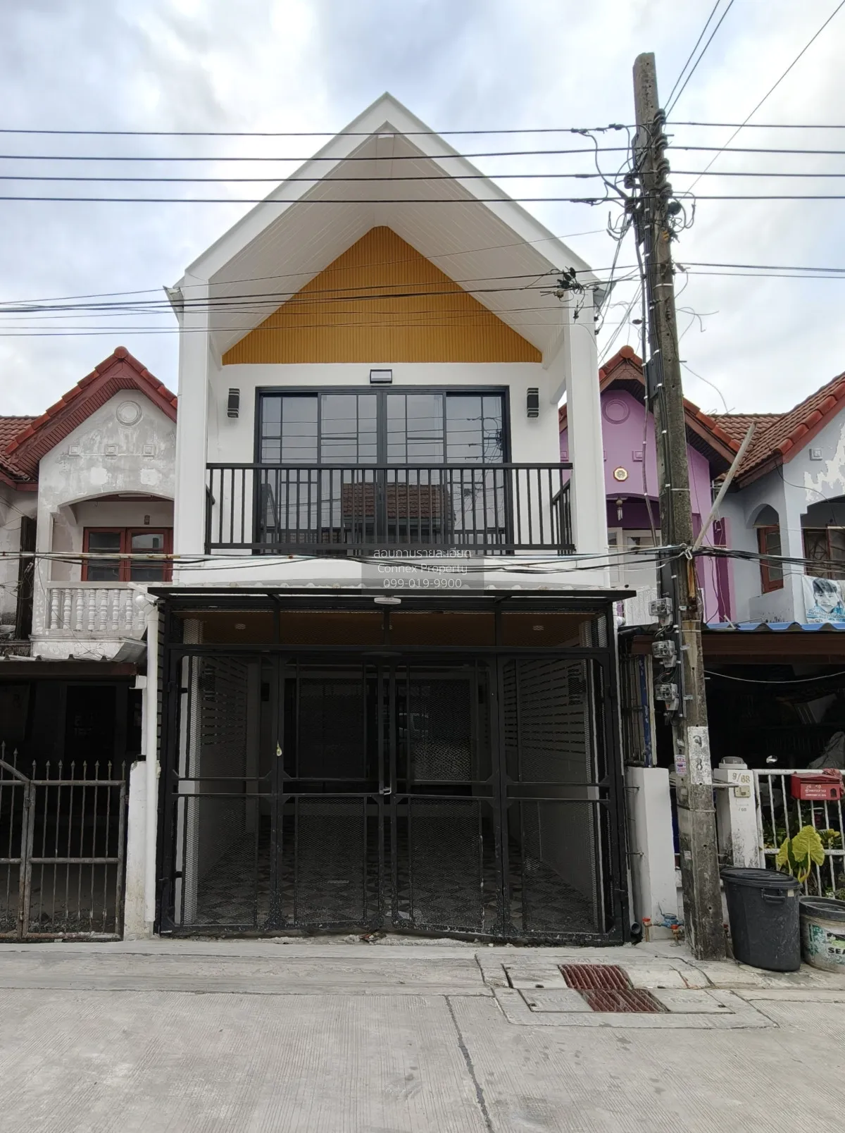 For Sale Townhouse Prasert Manukit 29 , newly renovated , Nawamin