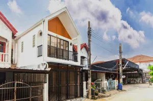 For Sale Townhouse Prasert Manukit 29 , newly renovated , Nawamin , Bung Kum , Bangkok , CX-142764