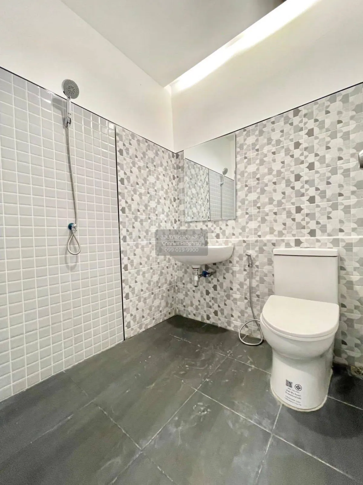 For Sale House , Baan Pruksa 14 B Bangbuathong , Bang Khu Rat , B