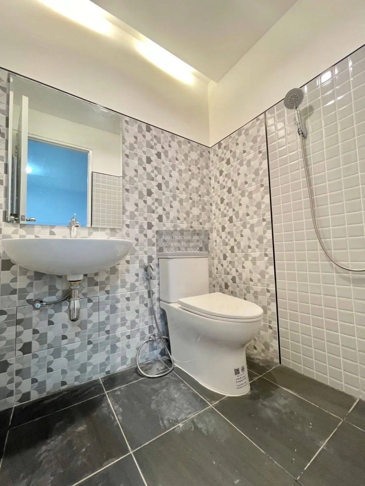 For Sale House , Baan Pruksa 14 B Bangbuathong , Bang Khu Rat , B