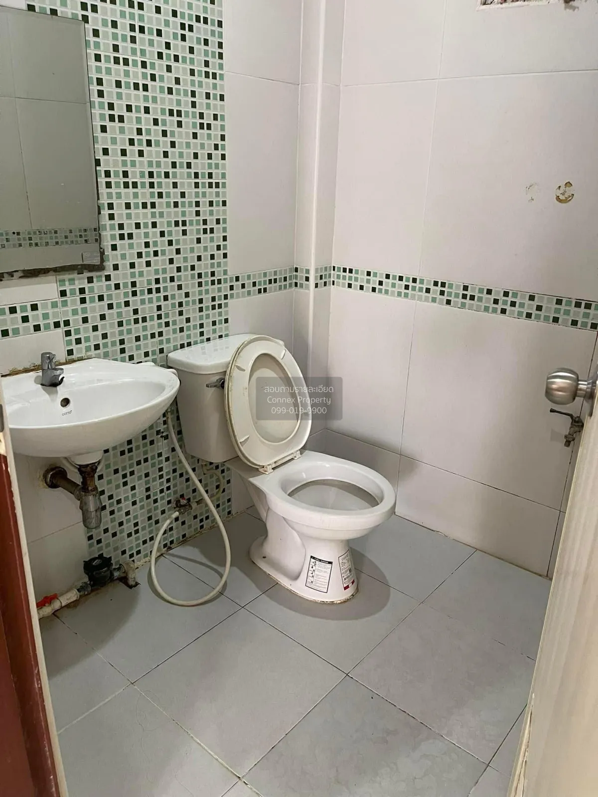 For Sale 18-Unit Apartment Building for Sale in Mueang Nakhon Rat