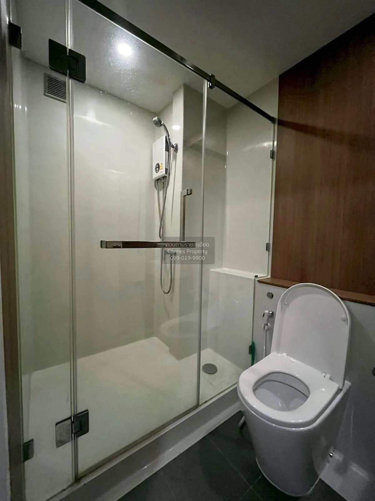 ขายคอนโด  บลอสซั่ม คอนโด แอท สาทร - เจริญราษฎร์ BTS-สุรศักดิ์ ทุ่