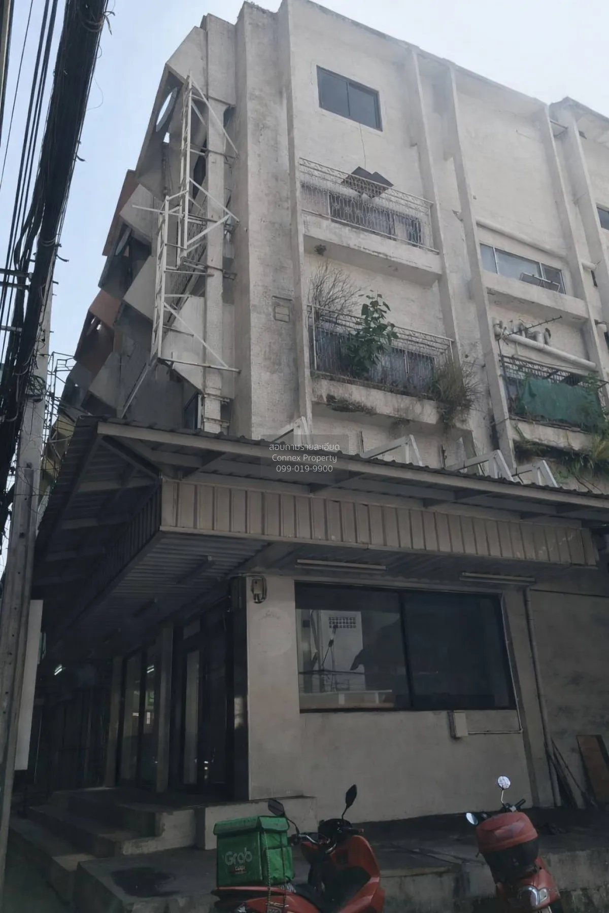 ขายอาคารพานิชย์ติด MRT ลาดพร้าว 101 คลองจั่น เขต บางกะปิ กรุงเทพ  2