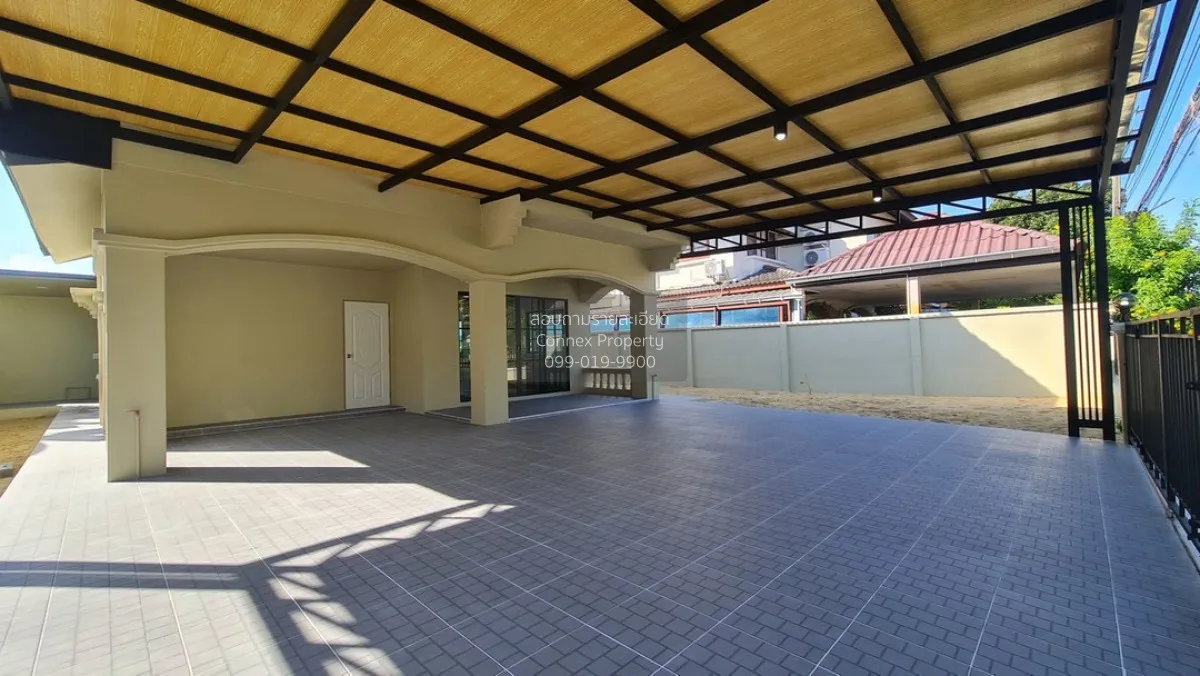 For Sale House , K.C. Ramintra 5 , Sam Wa Tawan Tok , Khlong Sam  3