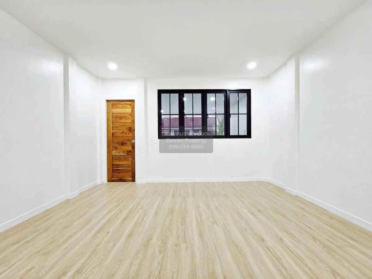 For Sale Townhouse/Townhome  , Baan Prapin 3 , newly renovated , 