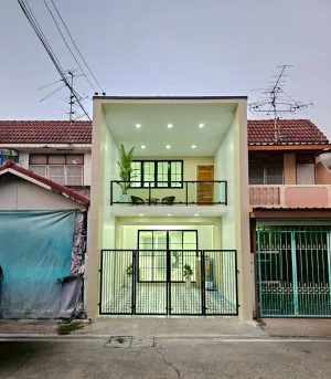 ขายทาวน์เฮ้าส์/ทาวน์โฮม  บ้านพระปิ่น 3 รีโนเวทใหม่ MRT-ตลาดบางใหญ่ บางแม่นาง บางใหญ่ นนทบุรี CX-142912