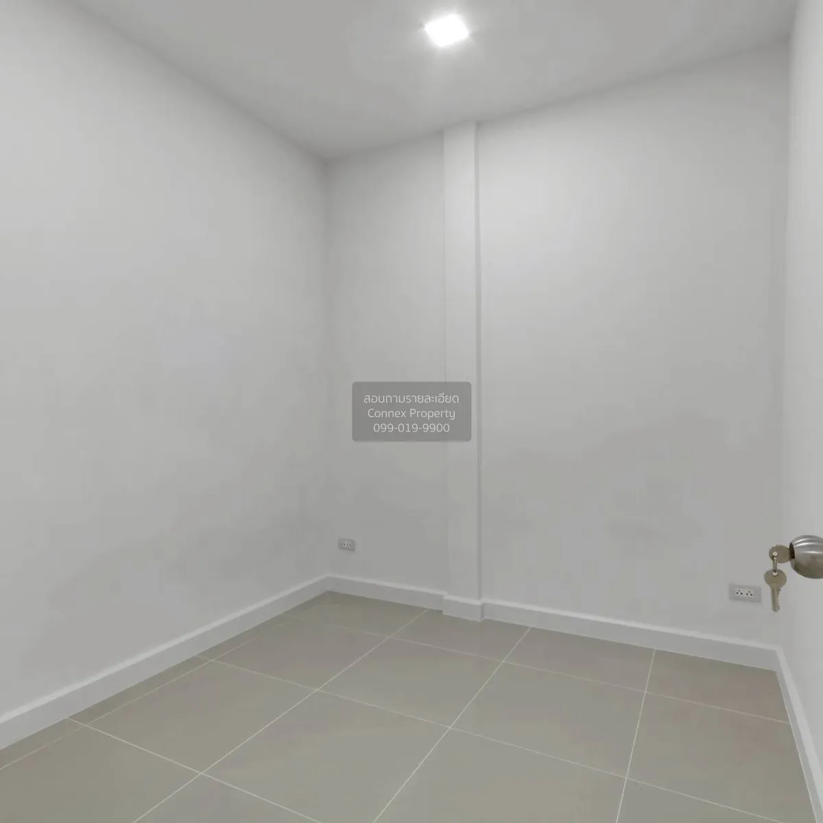 For Sale Townhouse/Townhome  , Kanchpetch Villa , wide frontage ,