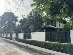 For Sale House with land area of ​​2 rai and 8 square wa Phutthamonthon Sai 1 Soi 39 Taling Chan, Bangkok. , Chimphli , Taling Chan , Bangkok , CX-143053