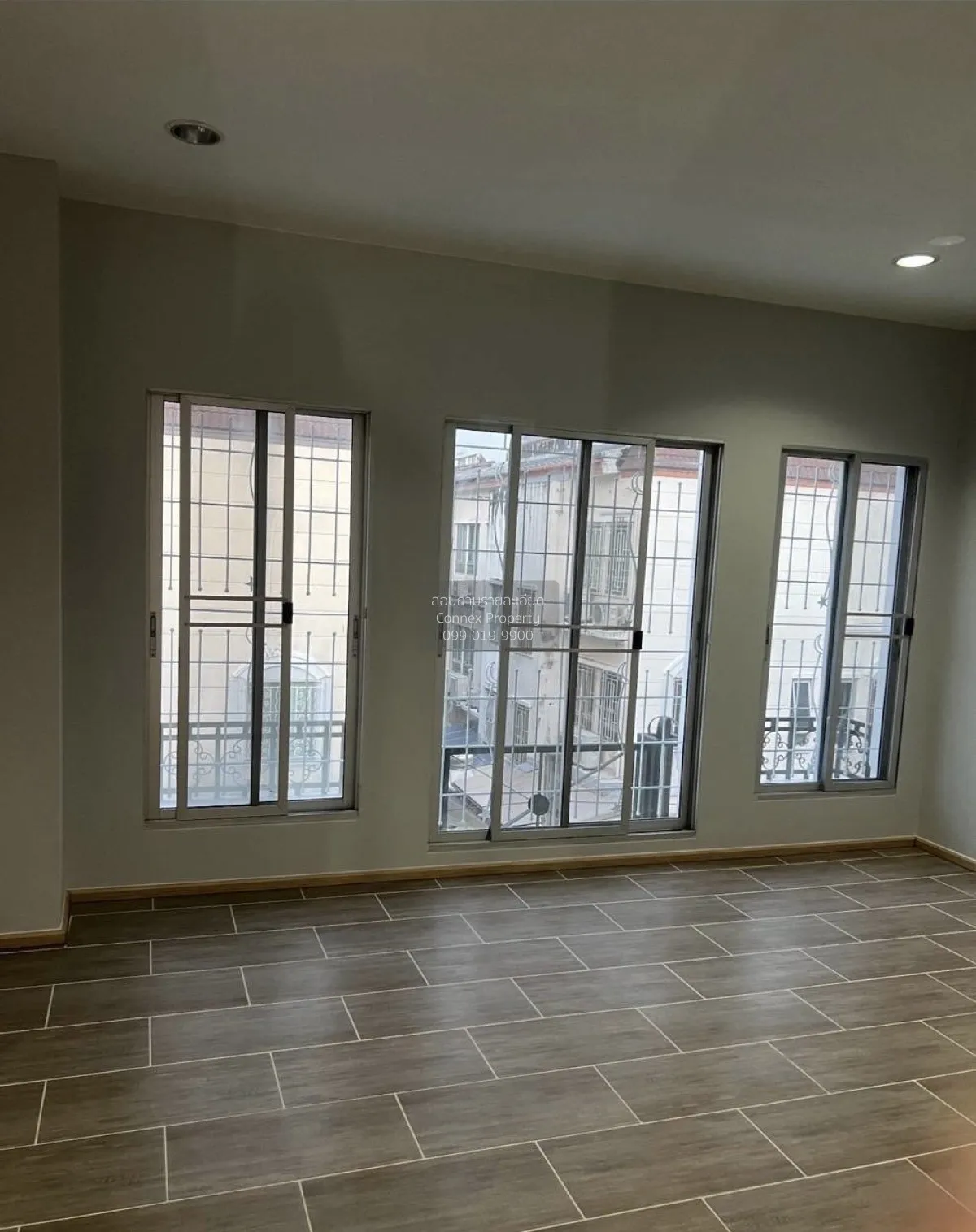 ขายทาวน์เฮ้าส์/ทาวน์โฮม  บ้านกลางเมือง โมนาโค ศรีนครินทร์ รีโนเวท