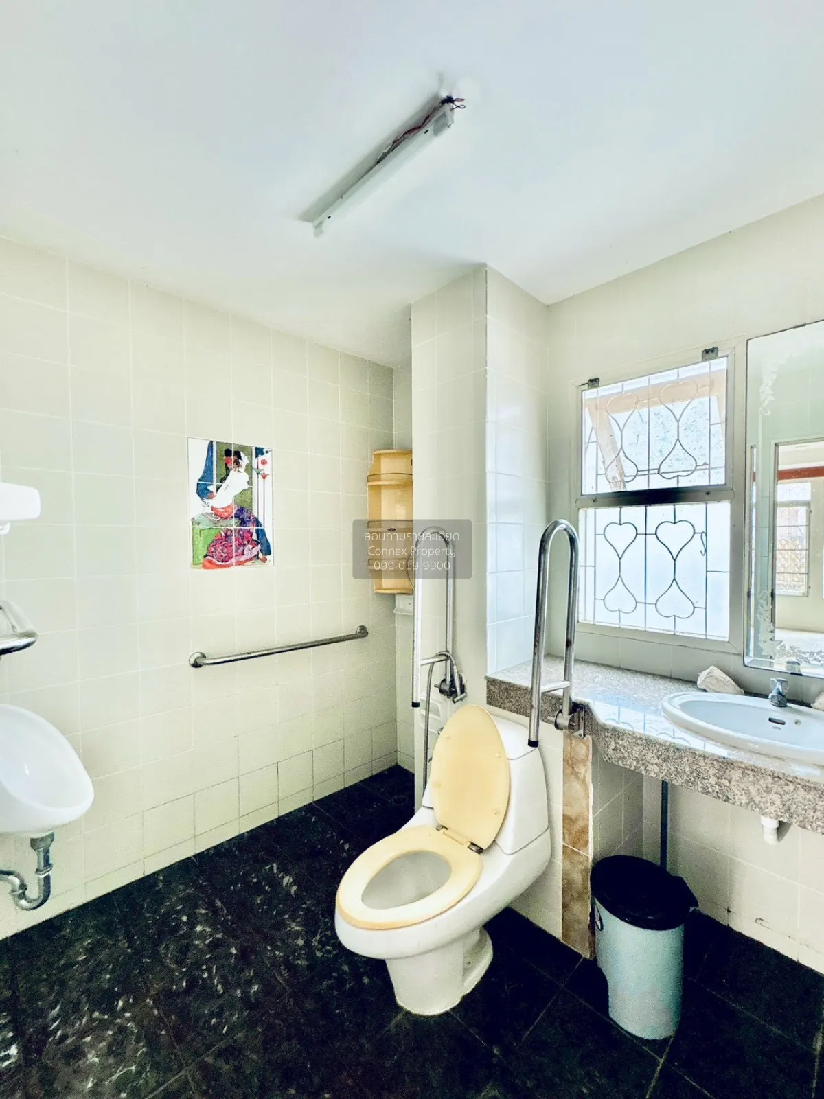 ขายบ้าน  บ้านสวนลลนา จอมเทียน หนองปรือ บางละมุง ชลบุรี CX-143103