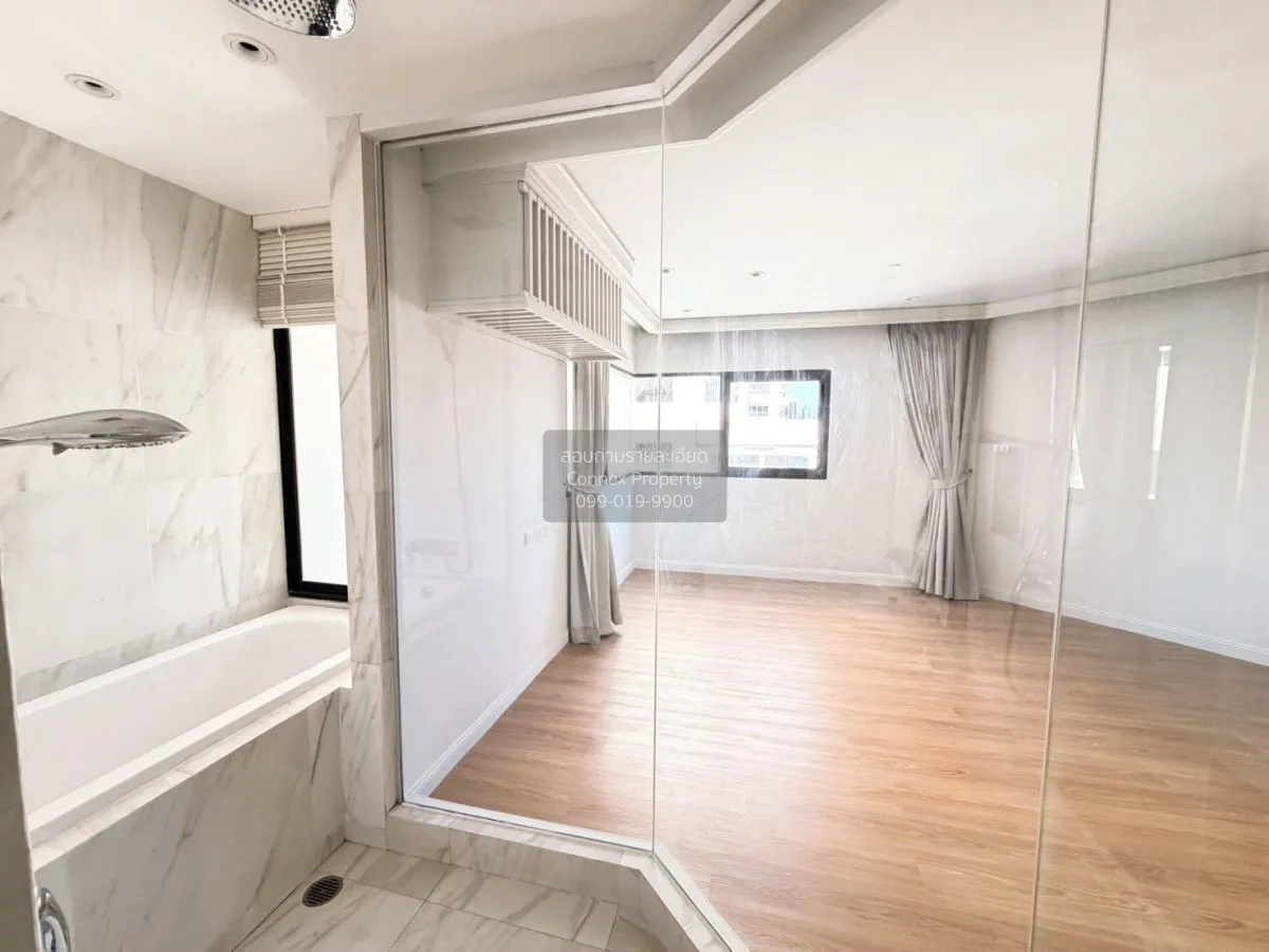 ขายคอนโด  สาธร การ์เด้นส์ วิวสวย ชั้นสูง รีโนเวทใหม่ MRT-ลุมพินี 