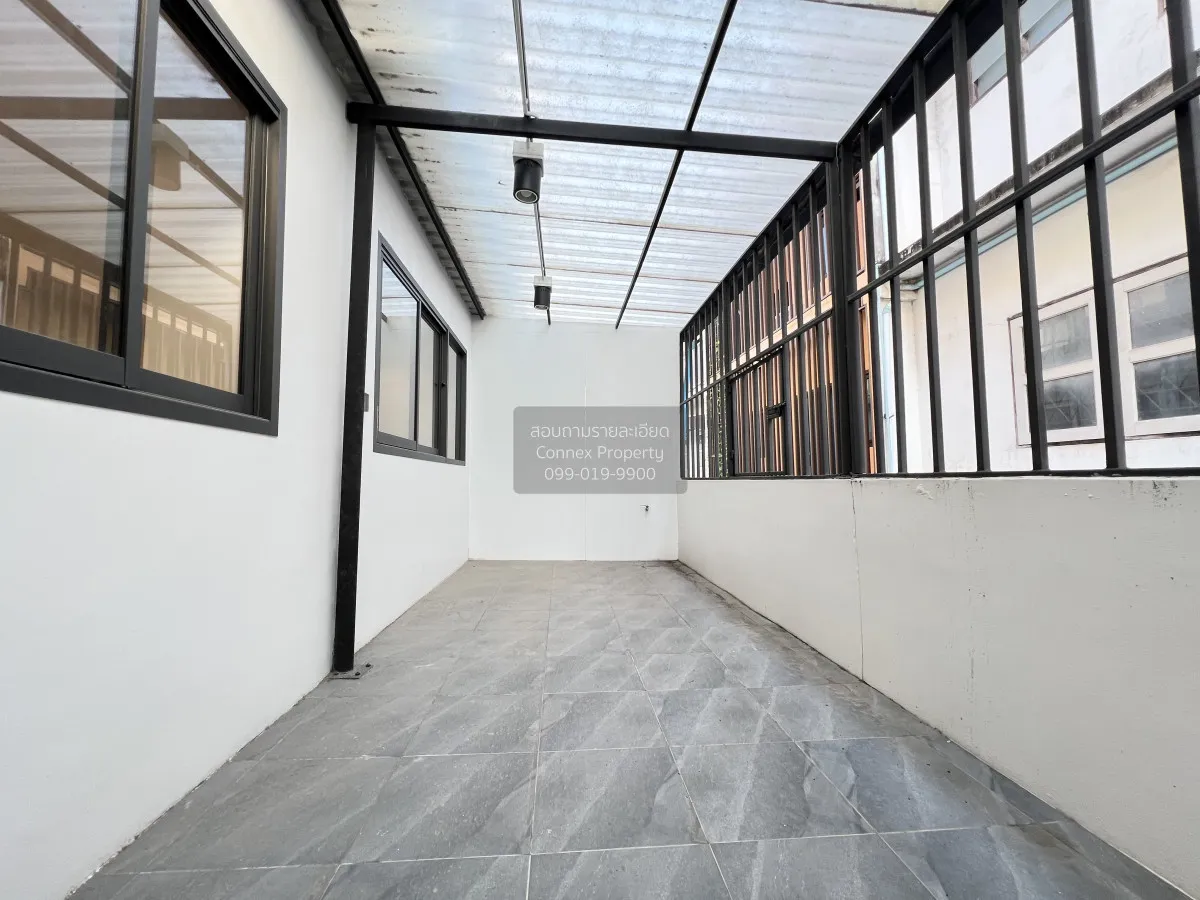 ขายทาวน์เฮ้าส์/ทาวน์โฮม  บ้านเกษมสันต์ ลาดพร้าว รีโนเวทใหม่ MRT-ล