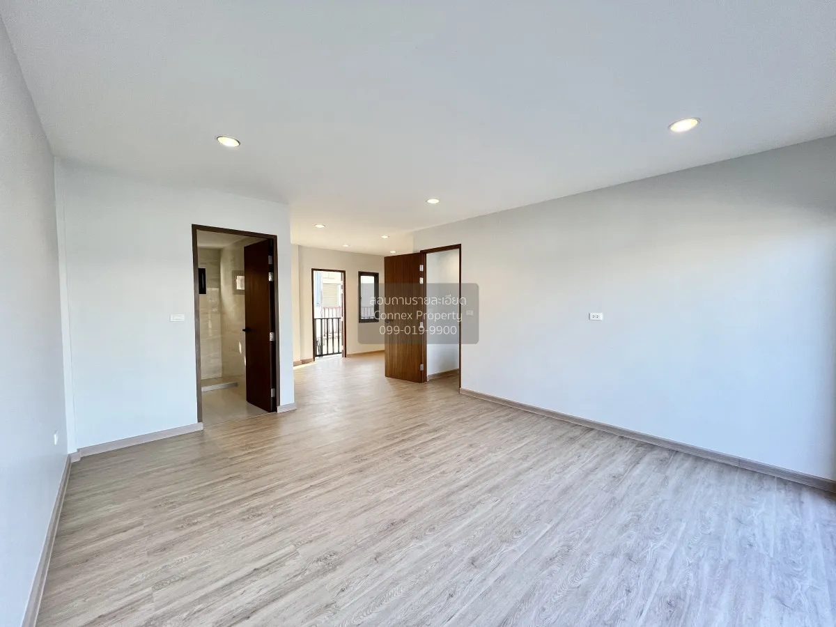 ขายทาวน์เฮ้าส์/ทาวน์โฮม  บ้านเกษมสันต์ ลาดพร้าว รีโนเวทใหม่ MRT-ล