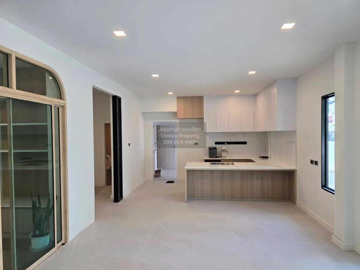 ขายบ้านเดี่ยว  2 ชั้น  เมืองเอก รังสิต หน้ากว้าง หลักหก เมืองปทุม