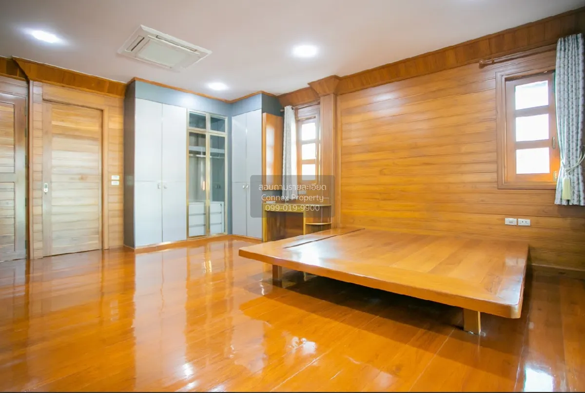 For Sale Teak house  , newly renovated , Sam Saen Nok , Huai Khwa