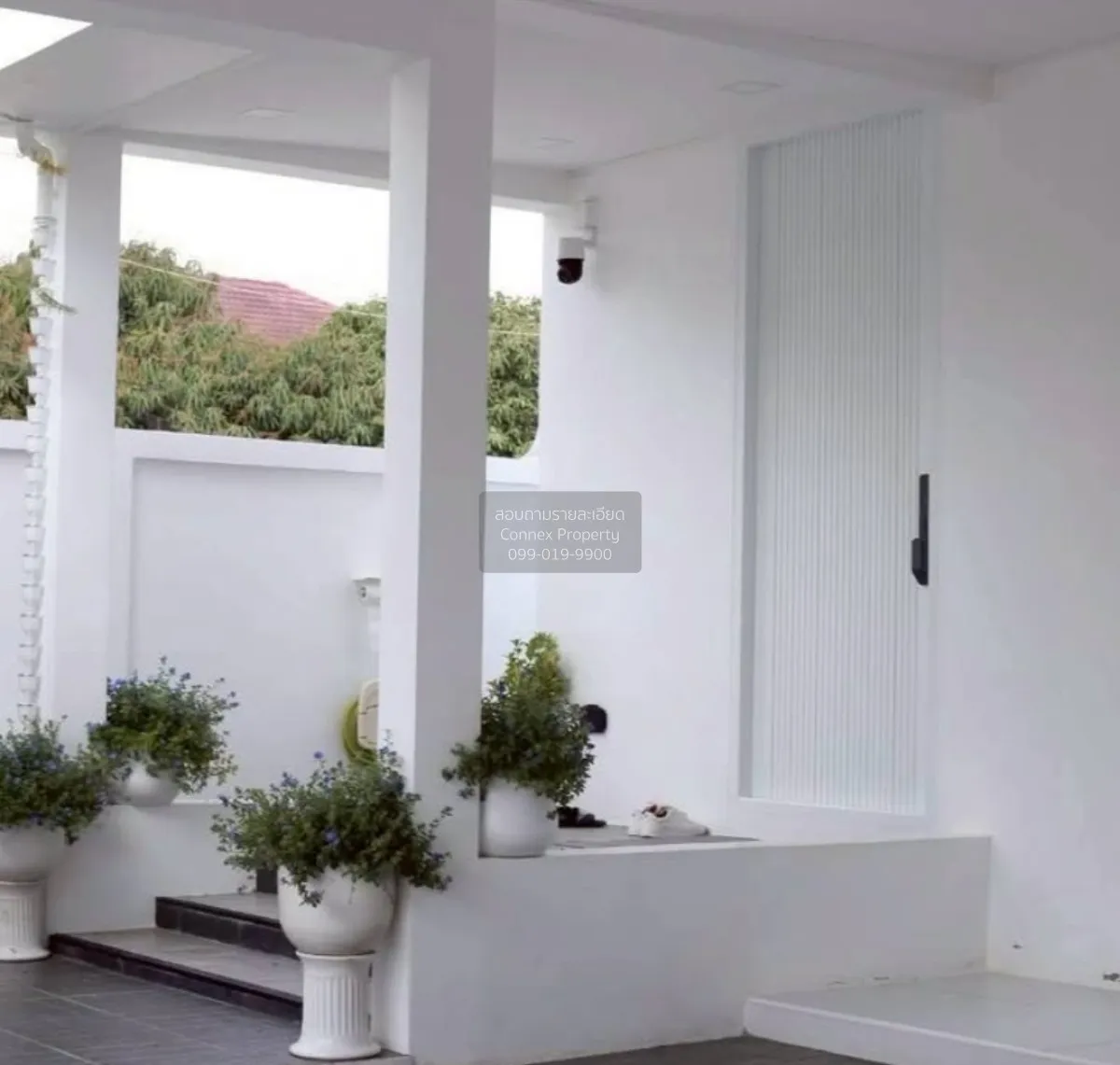 For Sale House , Nakarin Garden Village Romklao 19/1 , wide front