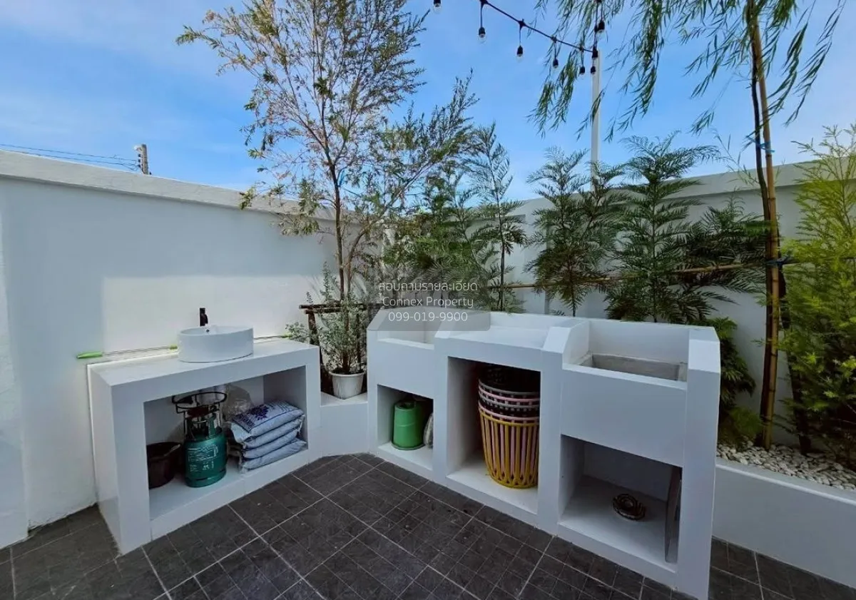 For Sale House , Nakarin Garden Village Romklao 19/1 , wide front