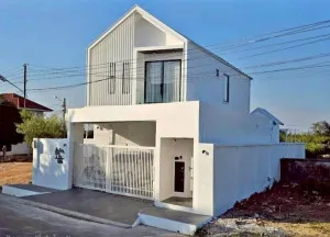 For Sale House , Nakarin Garden Village Romklao 19/1 , wide frontage , Khlong Sam Prawet , Lat Krabang , Bangkok , CX-143238