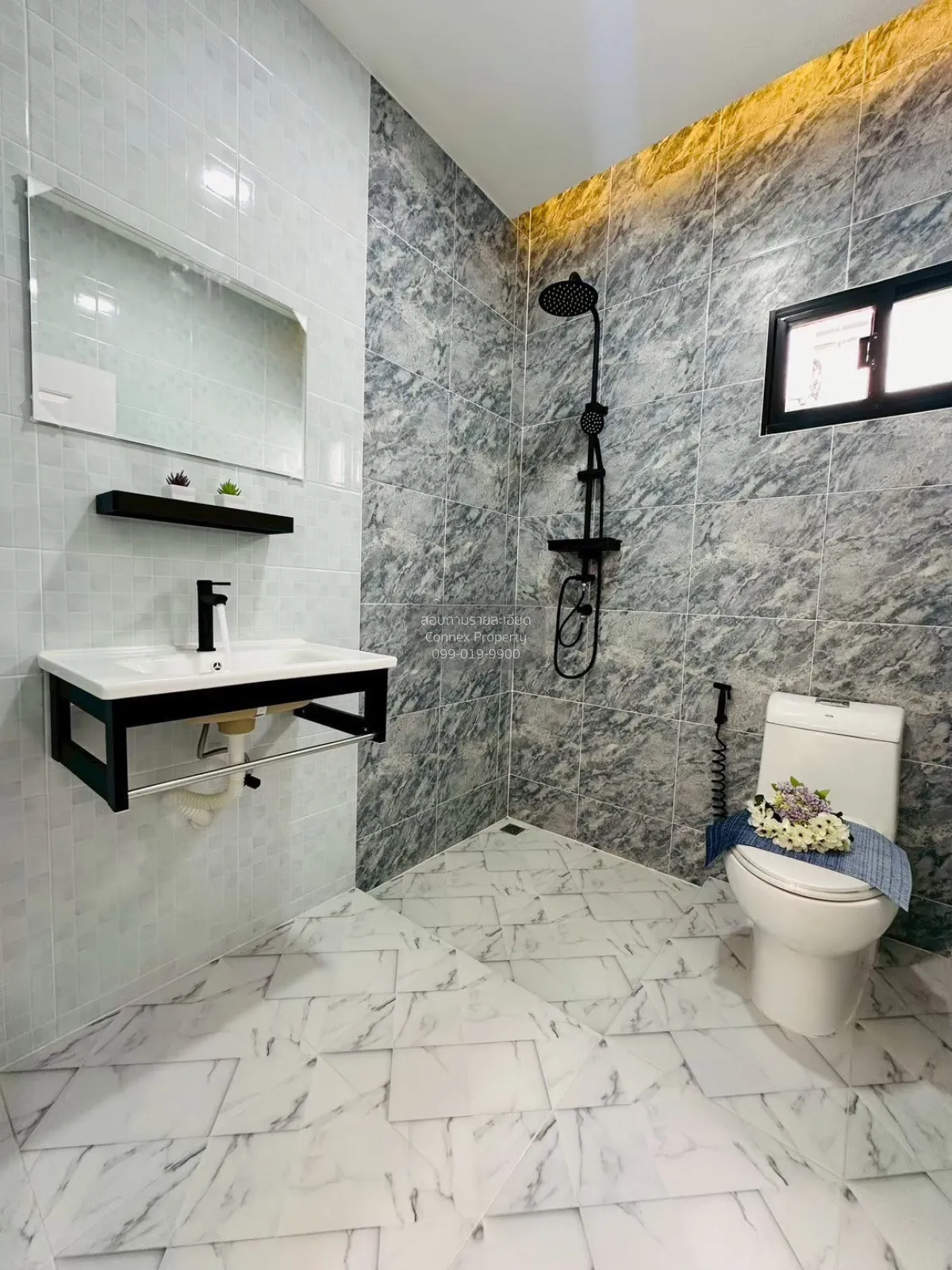 ขายทาวน์เฮ้าส์/ทาวน์โฮม  เคหะธานี 4 สะพานสูง เขต สะพานสูง กรุงเทพ