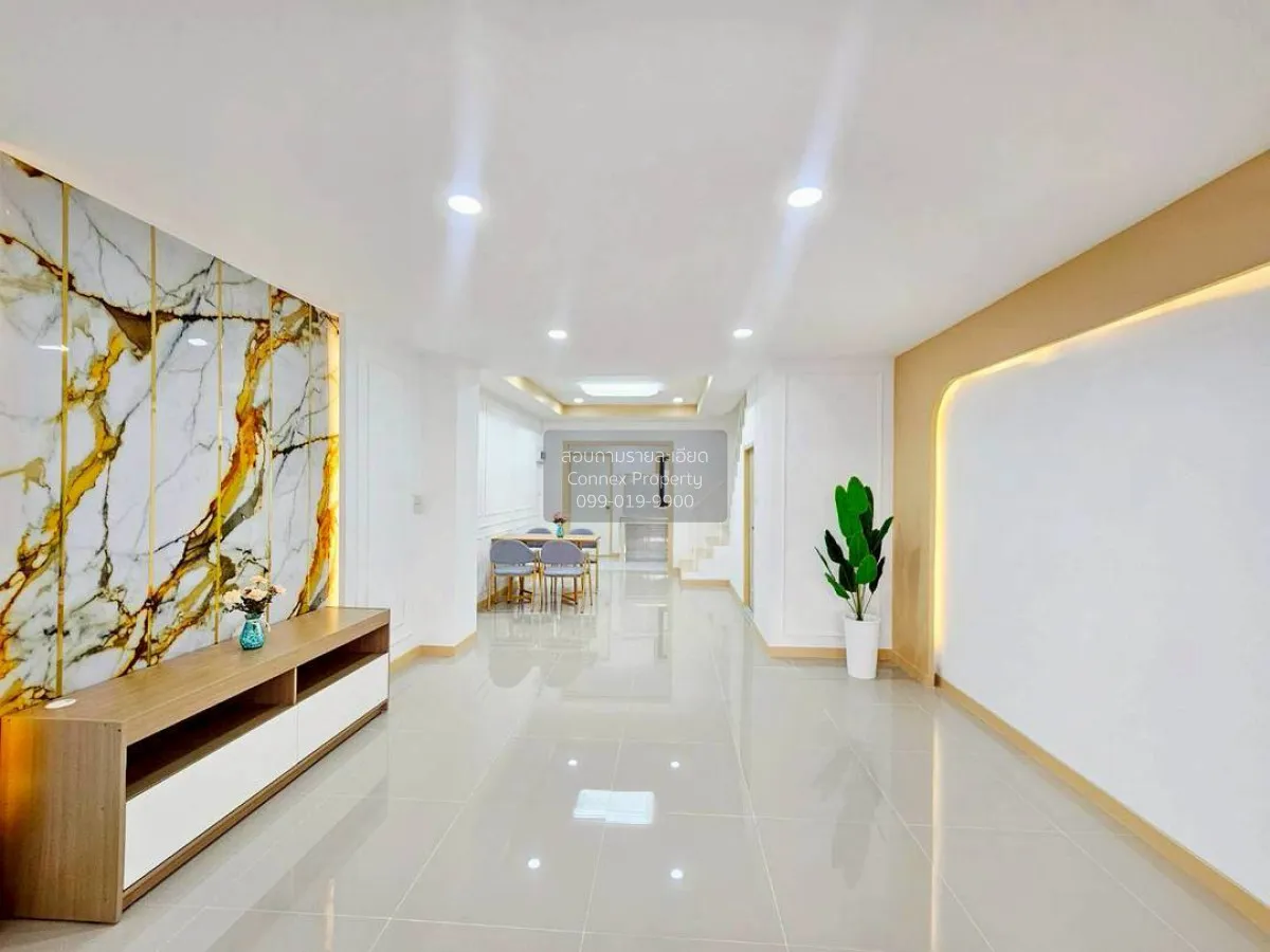 ขายทาวน์เฮ้าส์/ทาวน์โฮม  บัวทองธานี รีโนเวทใหม่ บางบัวทอง บางบัวท 4