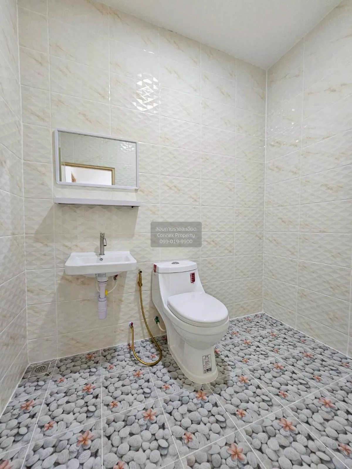 ขายทาวน์เฮ้าส์/ทาวน์โฮม  บัวทองธานี รีโนเวทใหม่ บางบัวทอง บางบัวท