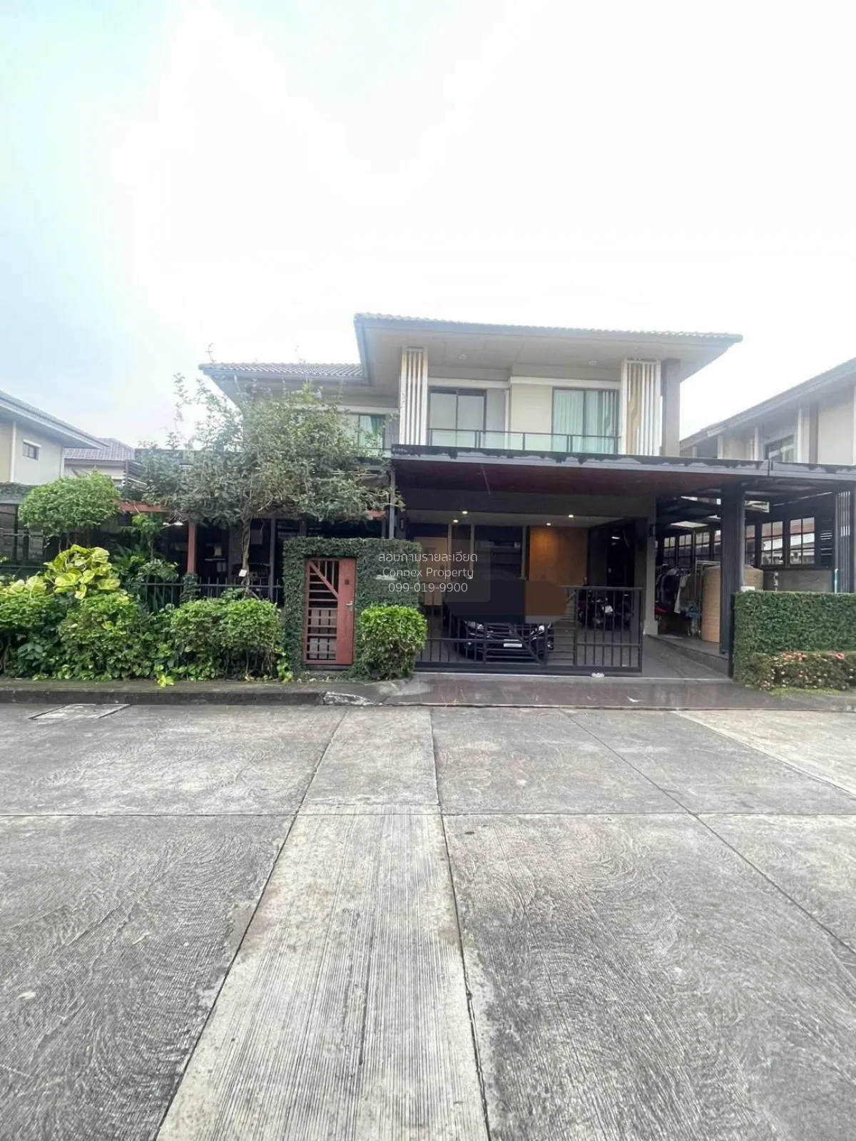 For Sale House , The Plant Exclusique Phatthanakan , ARL-Hua Mak  1