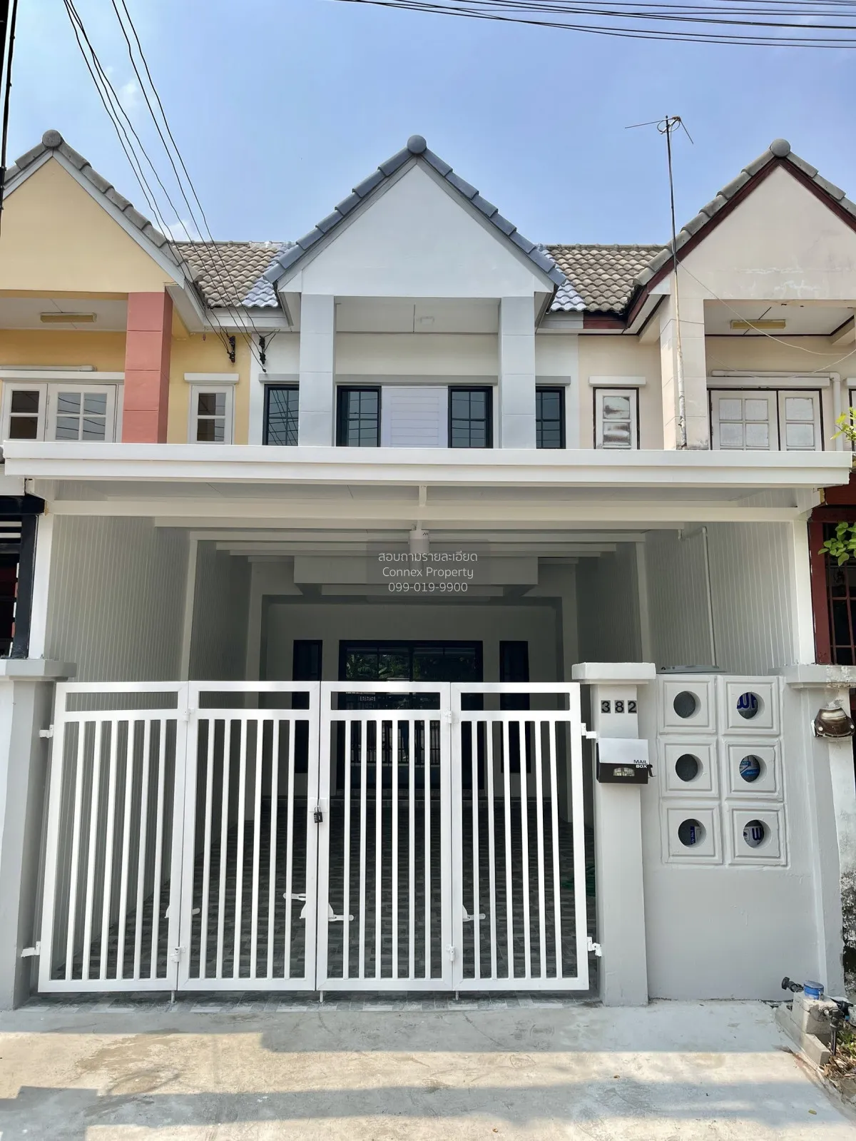 ขายทาวน์เฮ้าส์/ทาวน์โฮม  บ้านนฐดา ประชาธิปัตย์ ธัญบุรี ปทุมธานี C 1