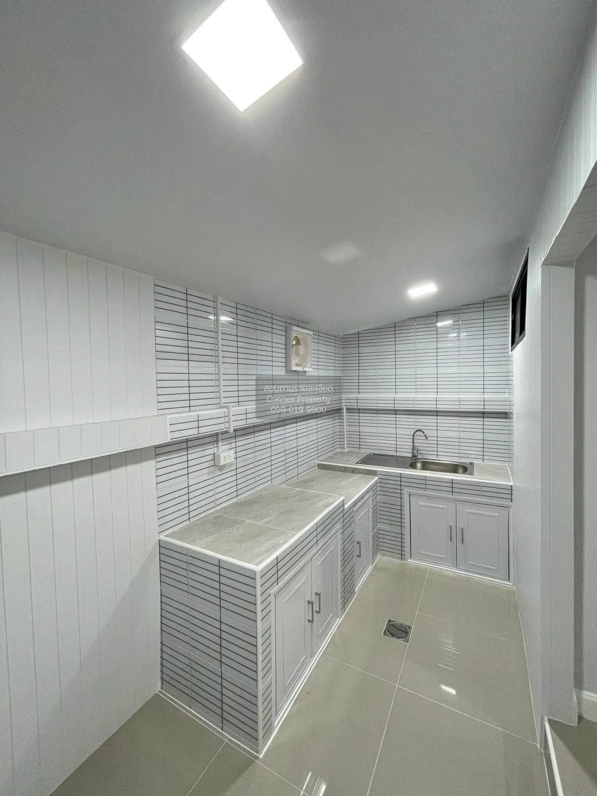 ขายทาวน์เฮ้าส์/ทาวน์โฮม  บ้านนฐดา ประชาธิปัตย์ ธัญบุรี ปทุมธานี C