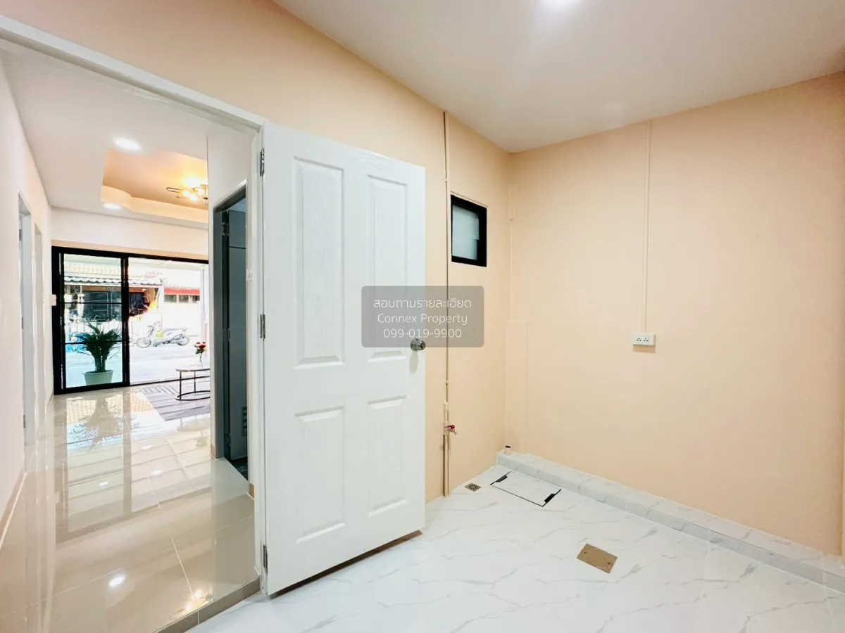 For Sale Townhouse/Townhome  , Baan Buathong 4 Baan Kluay-Sai Noi