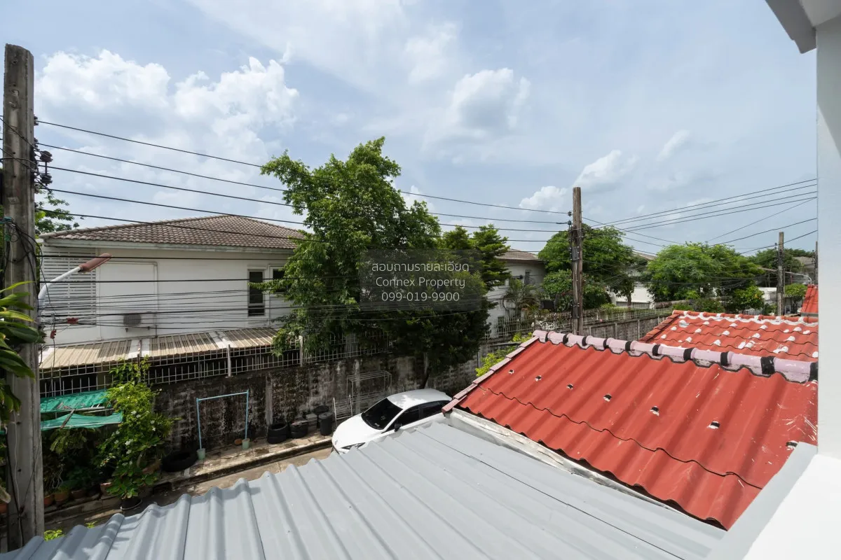 ขายทาวน์เฮาส์วัชรพล 2 ชั้น  หน้ากว้าง รีโนเวทใหม่ ท่าแร้ง เขต บาง