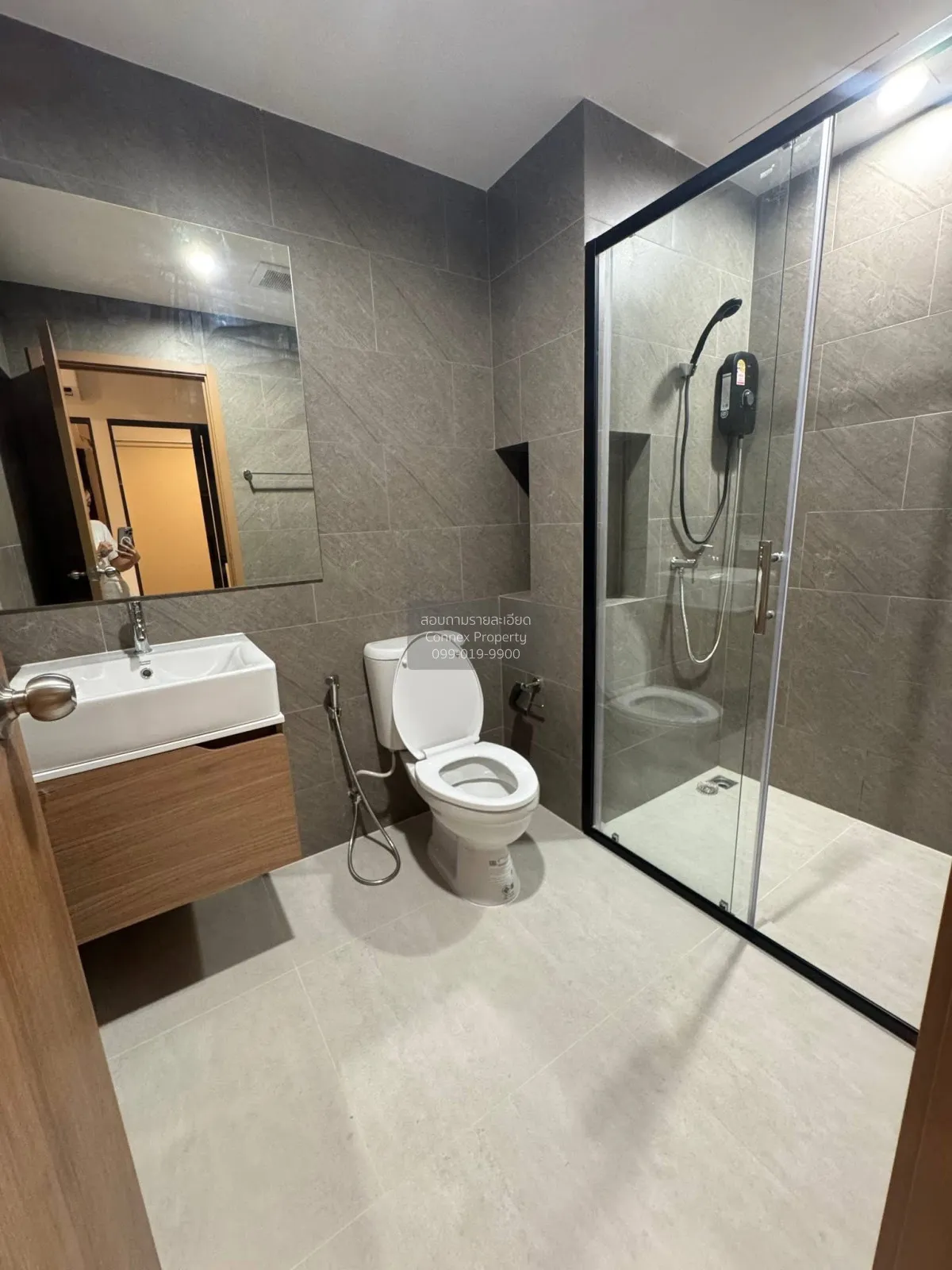 For Rent Condo , The Livin Ramkhamhaeng  , MRT-Lam Sali , Hua Mak