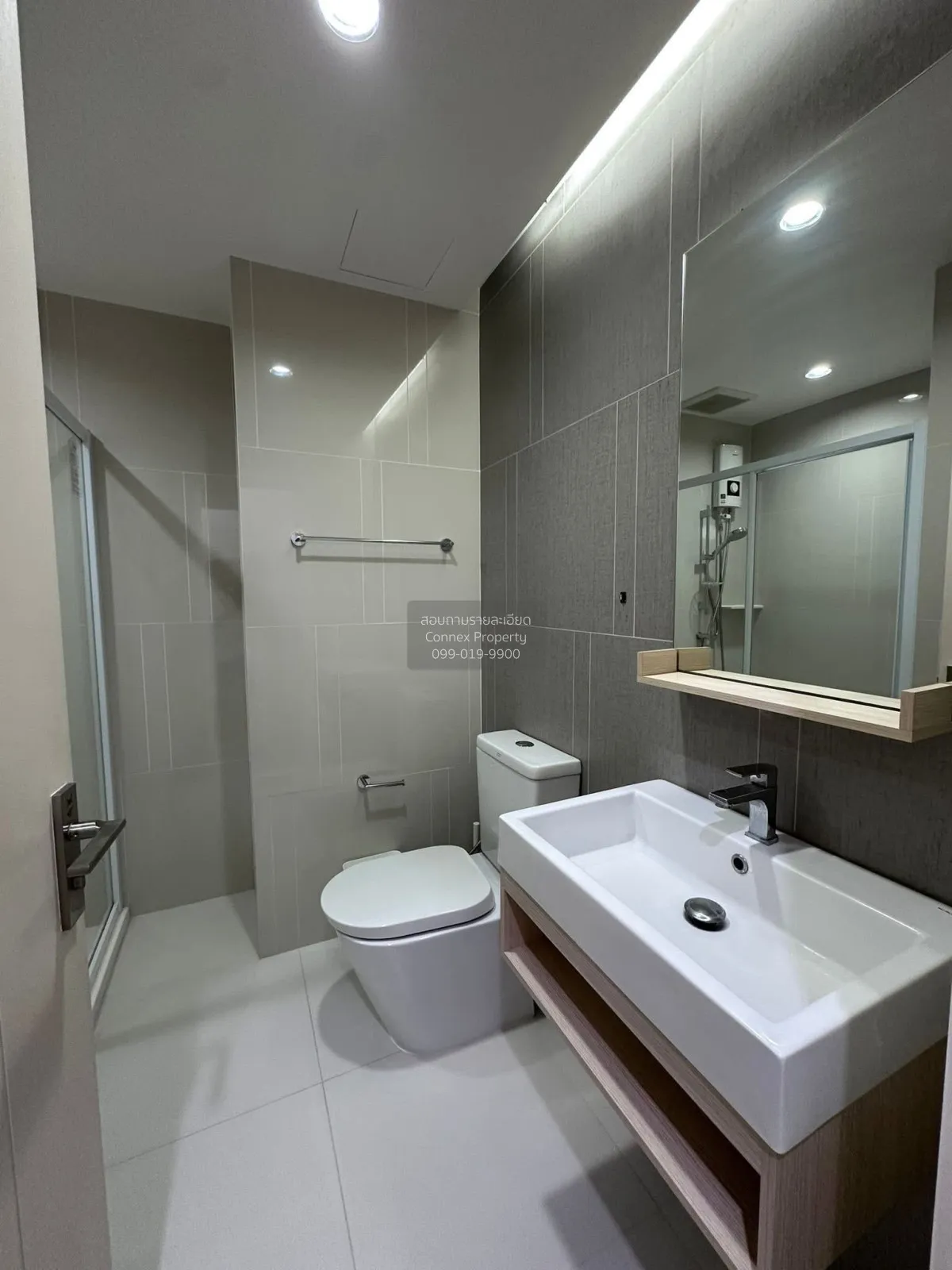 For Sale Condo , The Key Sathorn - Charoenrat , BTS-Surasak , Ban