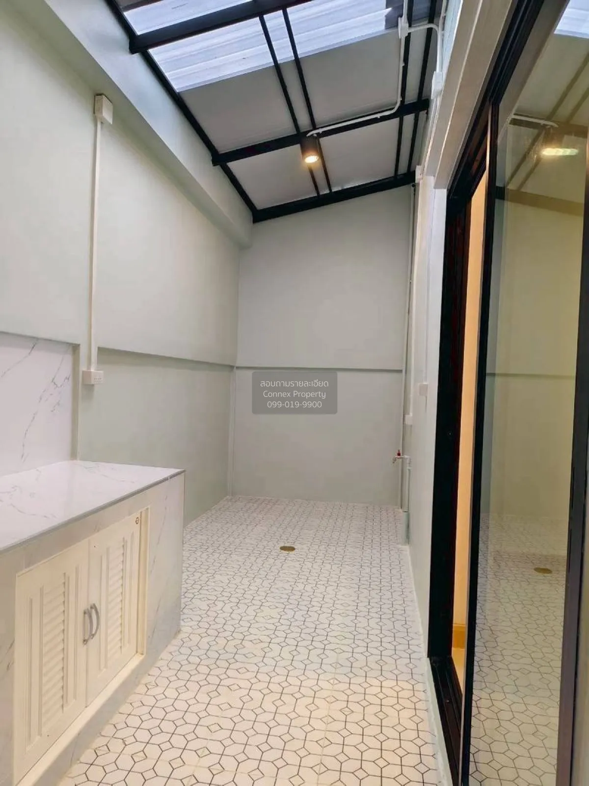 For Sale Townhouse/Townhome  , Ladda Ville 1 - 2 , wide frontage 