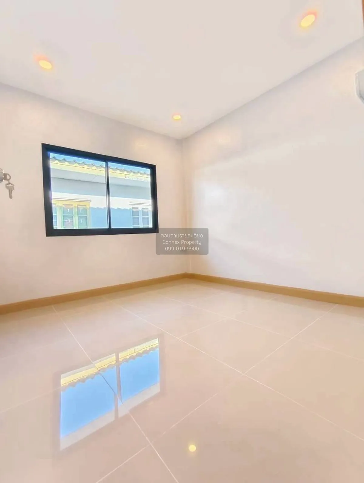 For Sale Townhouse/Townhome  , Ladda Ville 1 - 2 , wide frontage 