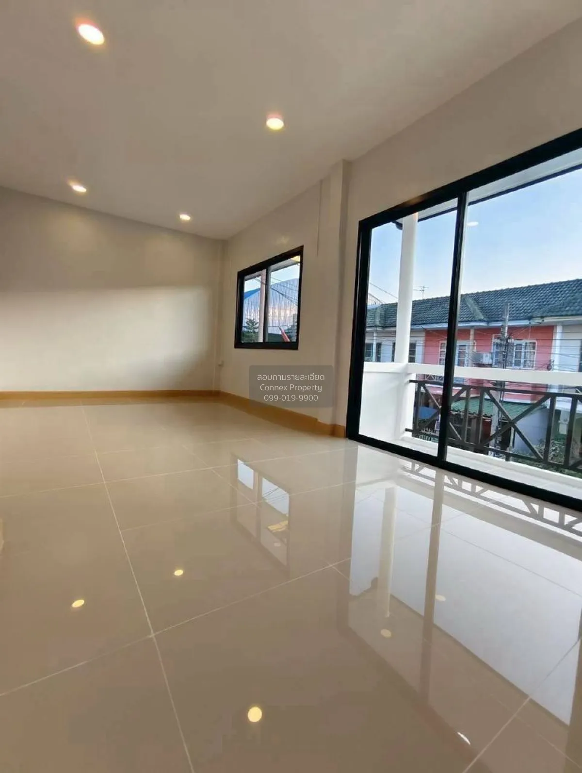 For Sale Townhouse/Townhome  , Ladda Ville 1 - 2 , wide frontage 