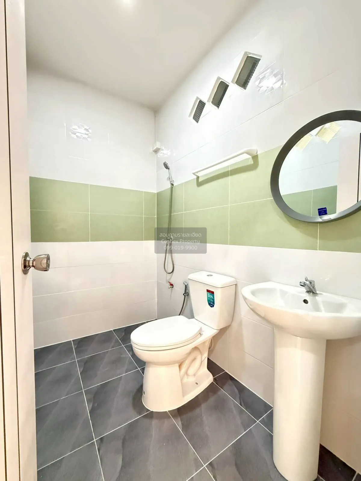 For Sale Townhouse/Townhome  , Piamsuk Wat Phra Non , newly renov