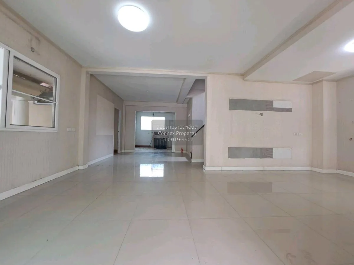 For Sale House , Supalai Parkville Romklao - Suvarnabhumi , newly