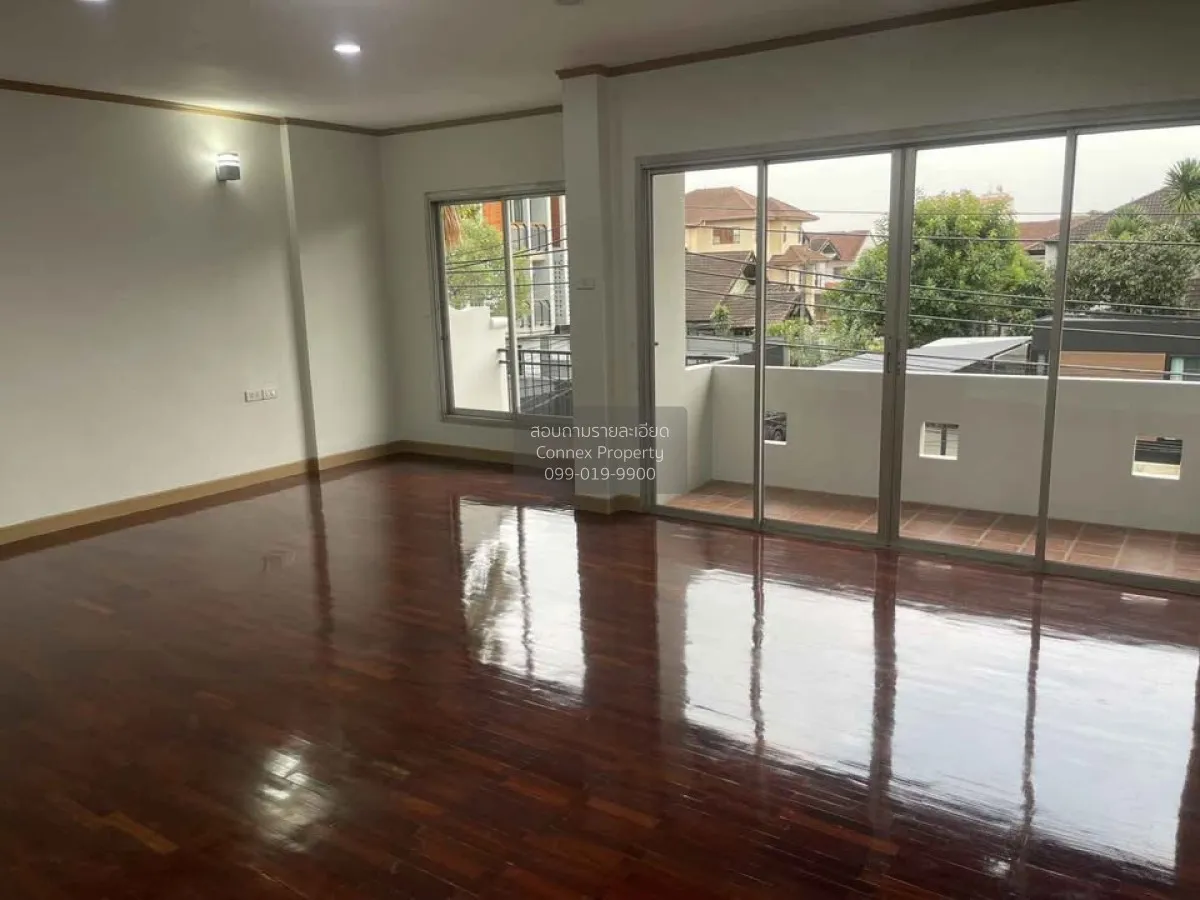 ขายทาวน์เฮ้าส์/ทาวน์โฮม  บ้านเฟื่องฟ้า แฮปปี้แลนด์ รีโนเวทใหม่ MR