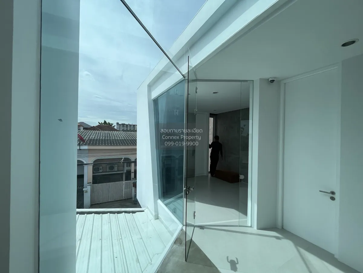 For Rent 2 Storey Single House , Chokchai 4 Soi 50, Yaek 6 , wide