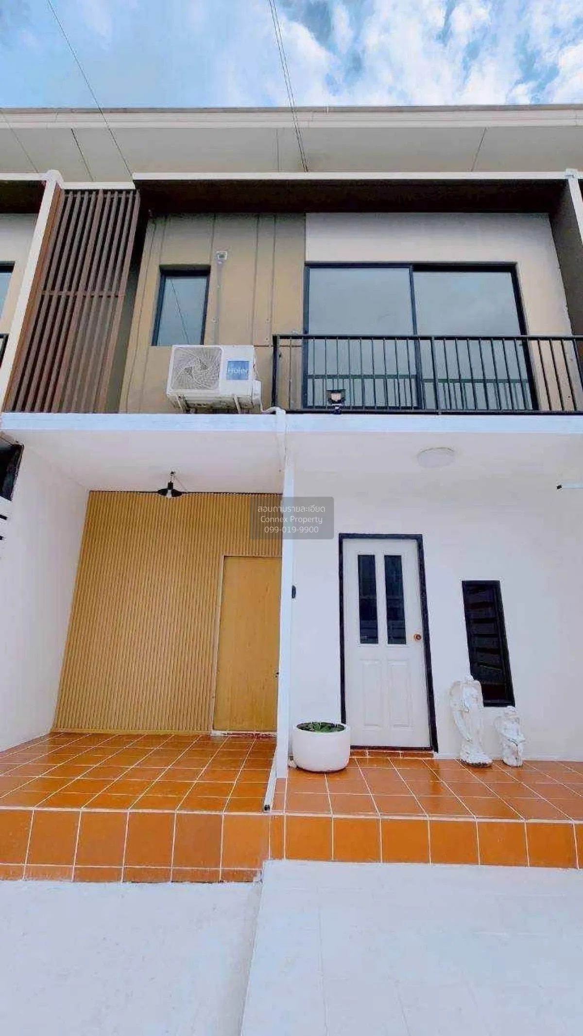 ขายทาวน์เฮ้าส์/ทาวน์โฮม  เดอะ คอนเนค วงแหวน - รามอินทรา 2 รีโนเวท 2