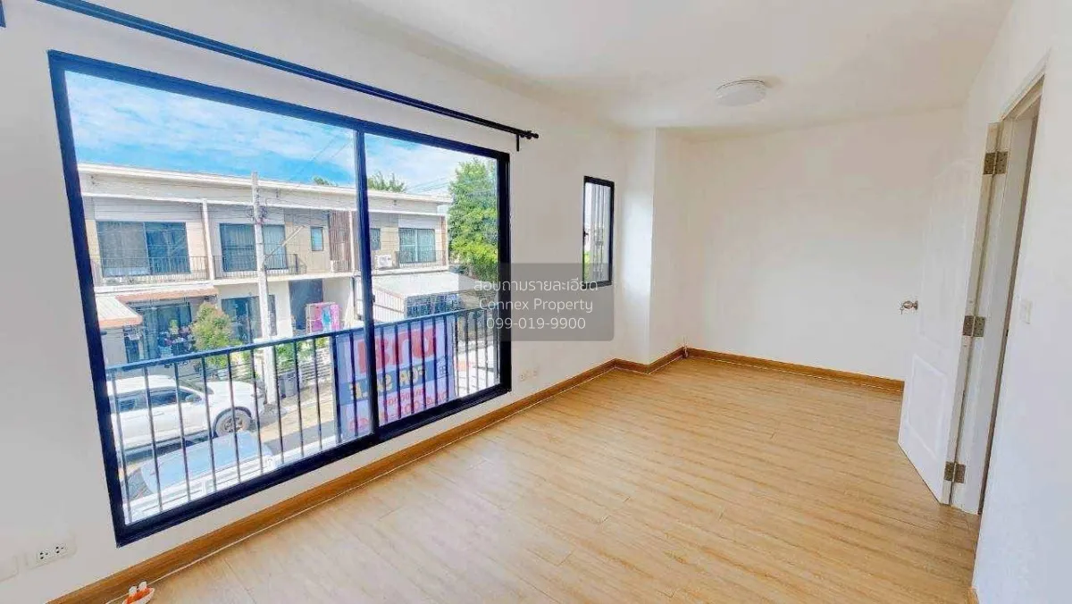 ขายทาวน์เฮ้าส์/ทาวน์โฮม  เดอะ คอนเนค วงแหวน - รามอินทรา 2 รีโนเวท