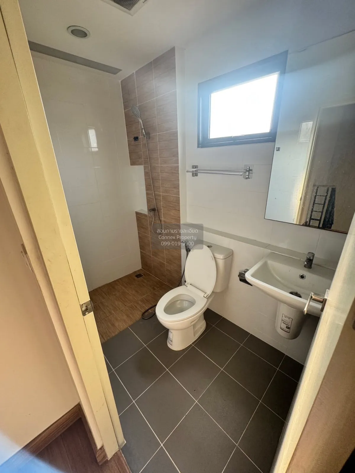 ขายทาวน์เฮ้าส์/ทาวน์โฮม  พลีโน่ เพชรเกษม-สาย 4 ห้องมุม อ้อมน้อย ก