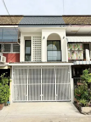 For Sale townhouse, Soi Senanikom 1 , newly renovated , Lat Phrao , Lat Phrao , Bangkok , CX-143473