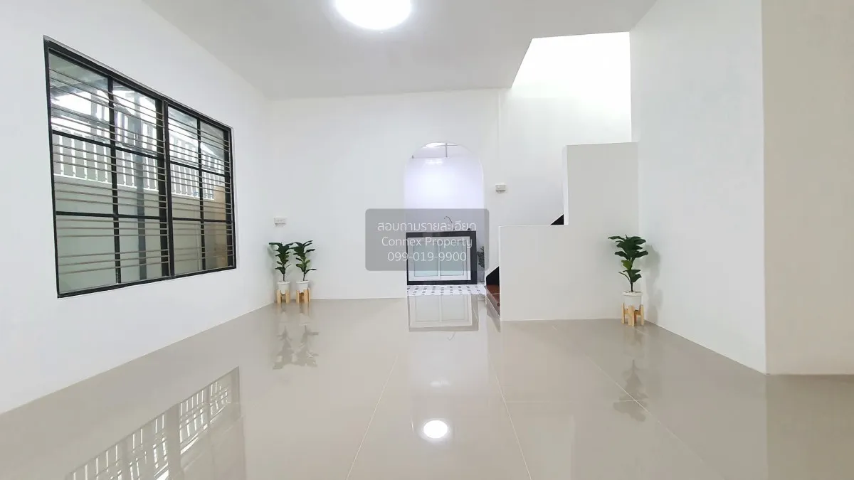 For Sale House , Baan Pruksa 14 A Bangbuathong , wide frontage ,  4