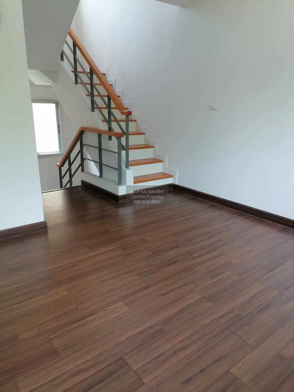 ขายทาวน์เฮ้าส์/ทาวน์โฮม  สัมมากร มีนบุรี หน้ากว้าง บางชัน เขต คลอ