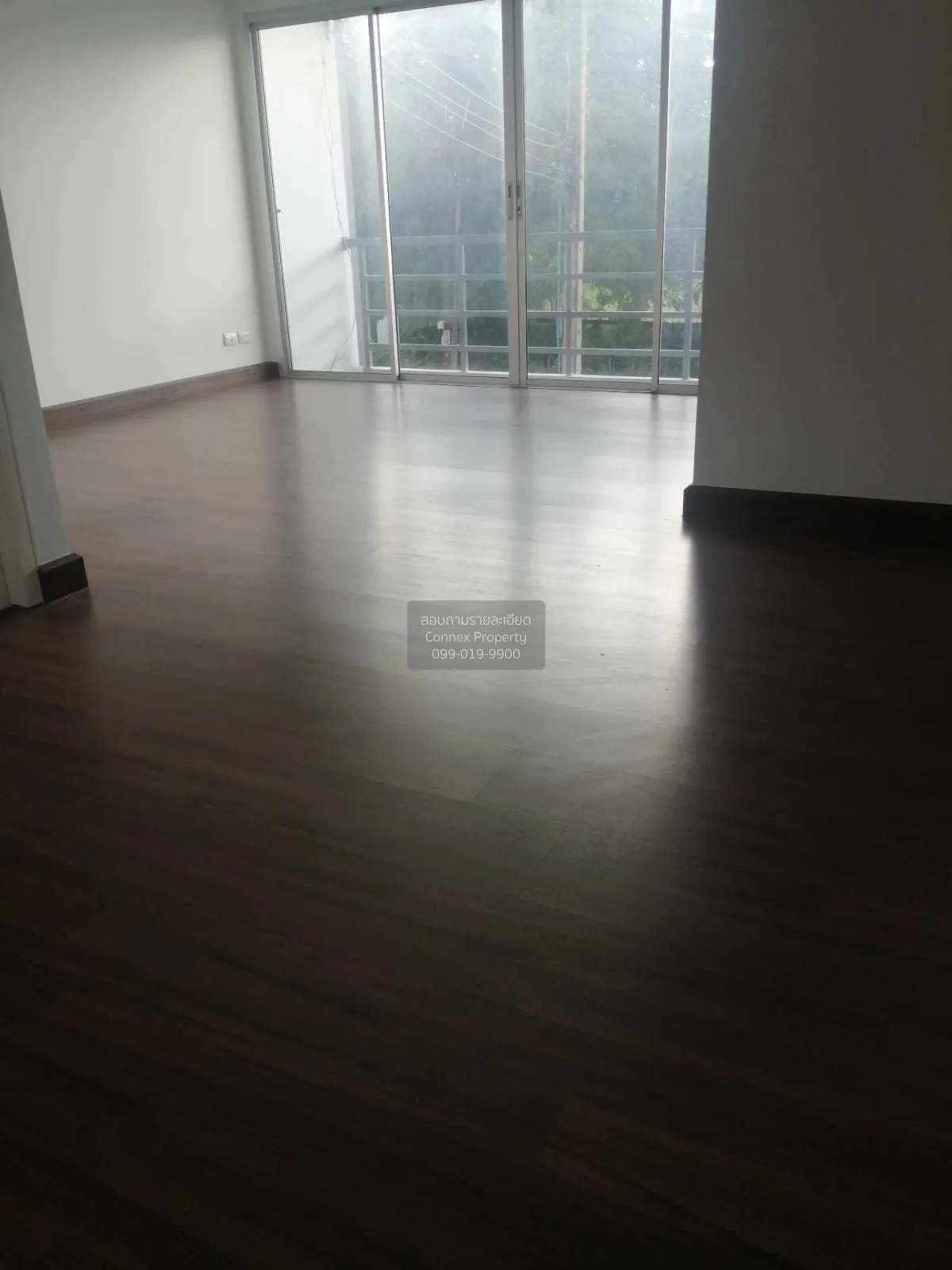 ขายทาวน์เฮ้าส์/ทาวน์โฮม  สัมมากร มีนบุรี หน้ากว้าง บางชัน เขต คลอ