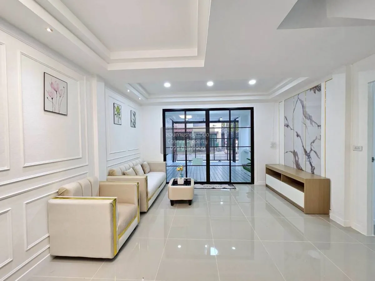 For Sale Townhouse/Townhome  , Baan Prapin 3 , corner unit , MRT-